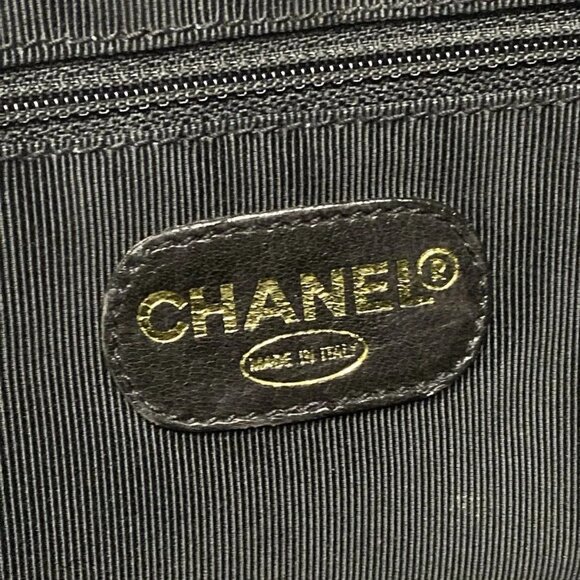 Auth CHANEL - A08045/X01019 Black Calfskin Shoulder Bag Gold hardware - Picture 15 of 16